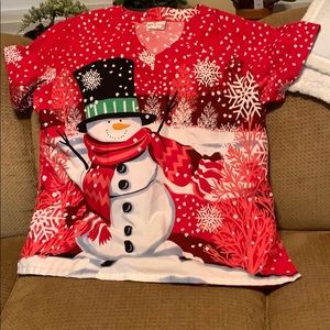 Ladies XL Christmas scrub top
